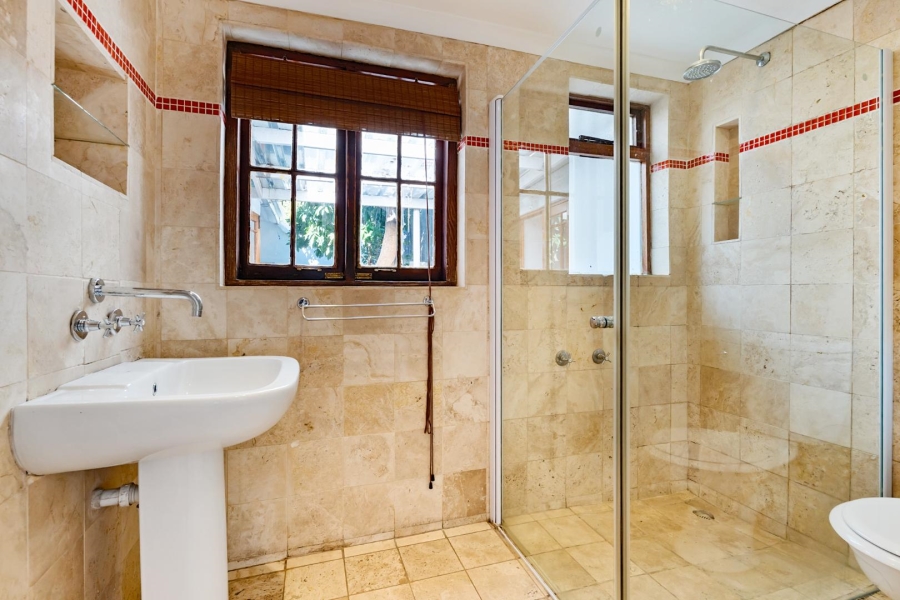 3 Bedroom Property for Sale in Tamboerskloof Western Cape